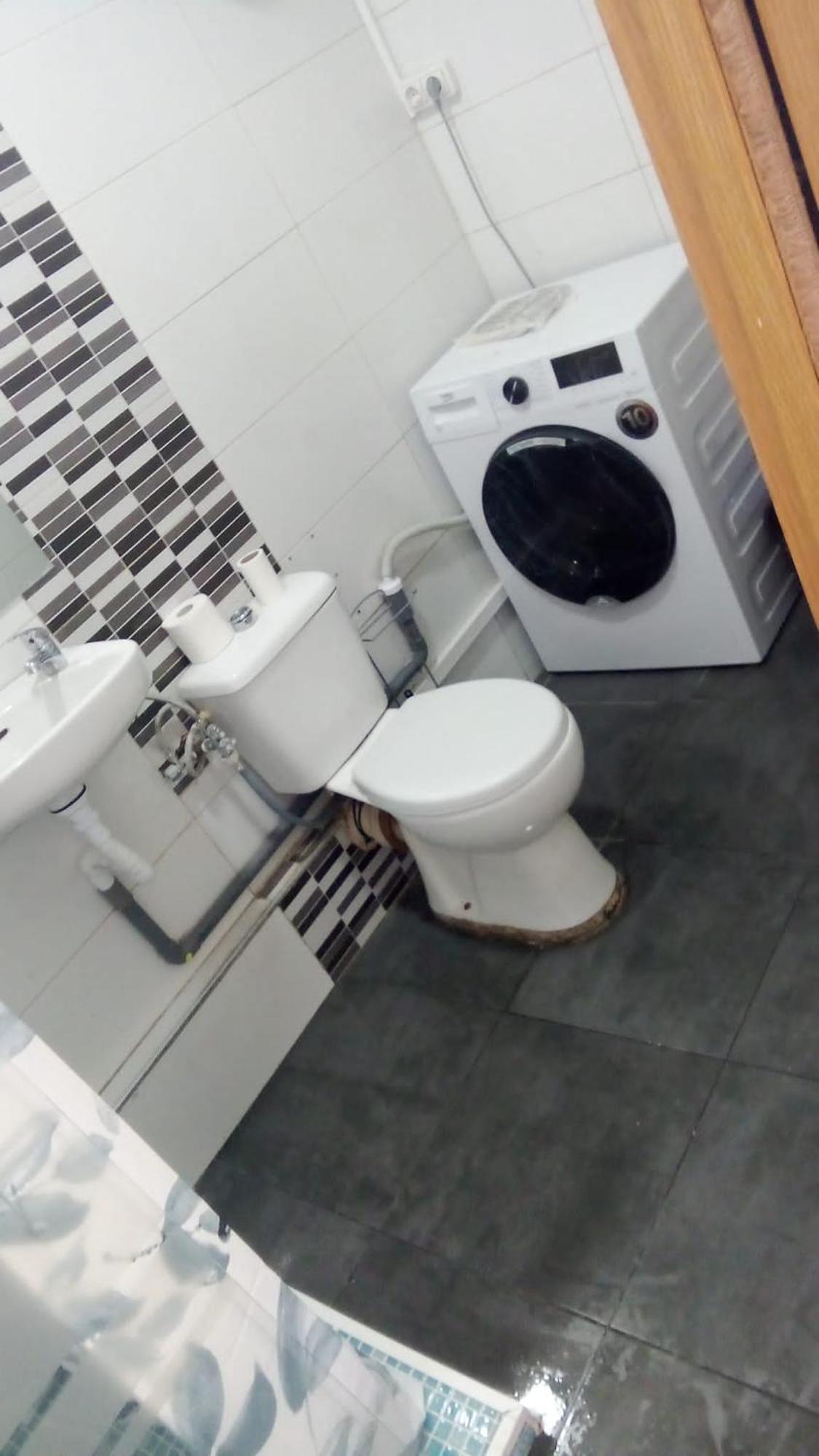 Estudio Encantador Cerca Del Carrefour Rosaleda 1 马拉加 外观 照片