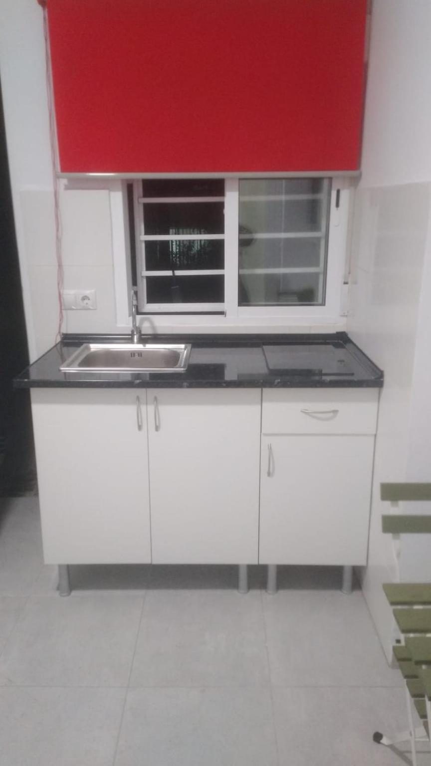 Estudio Encantador Cerca Del Carrefour Rosaleda 1 马拉加 外观 照片